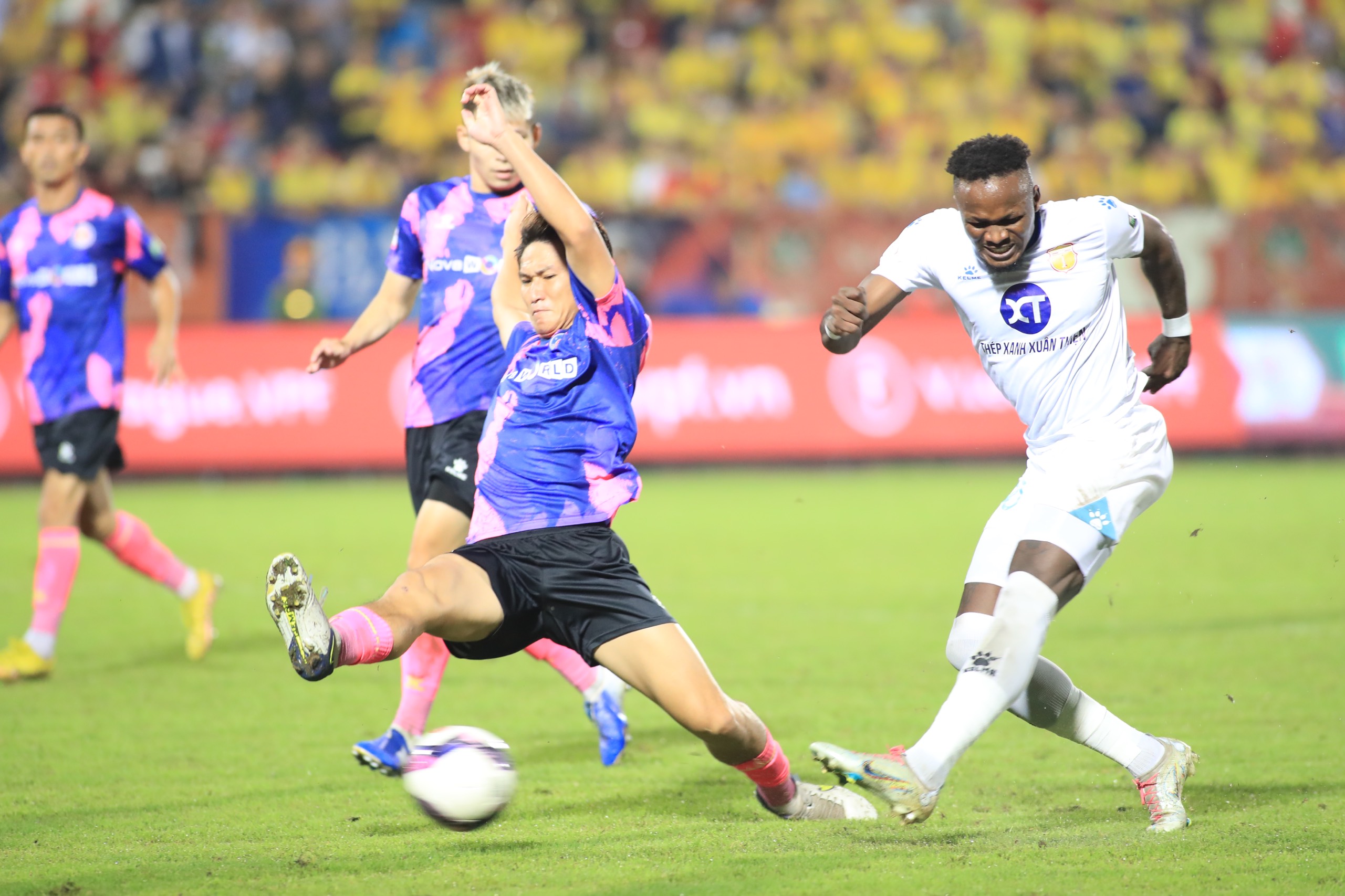 Lịch sử giải đấu V-League